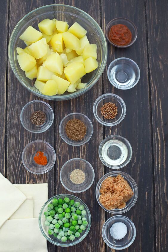 easy air fryer vegan samosas using spring roll wrappers, ingredients for making vegan air fryer samosas measured out in bowls