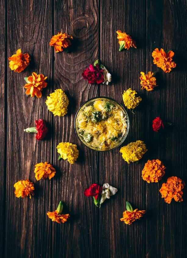 how to make calendula tea, I had fun playing with a variety of edible flowers for this post This was a summer solstice inspired mandala