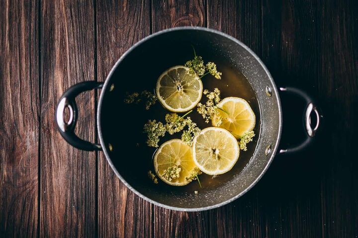 how to make elderflower cordial, Step 1 Combine ingredients in a large saucepan