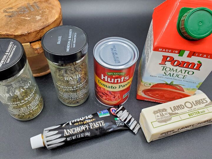 chicago tavern style pizza, Ingredients for pizza sauce on a counter