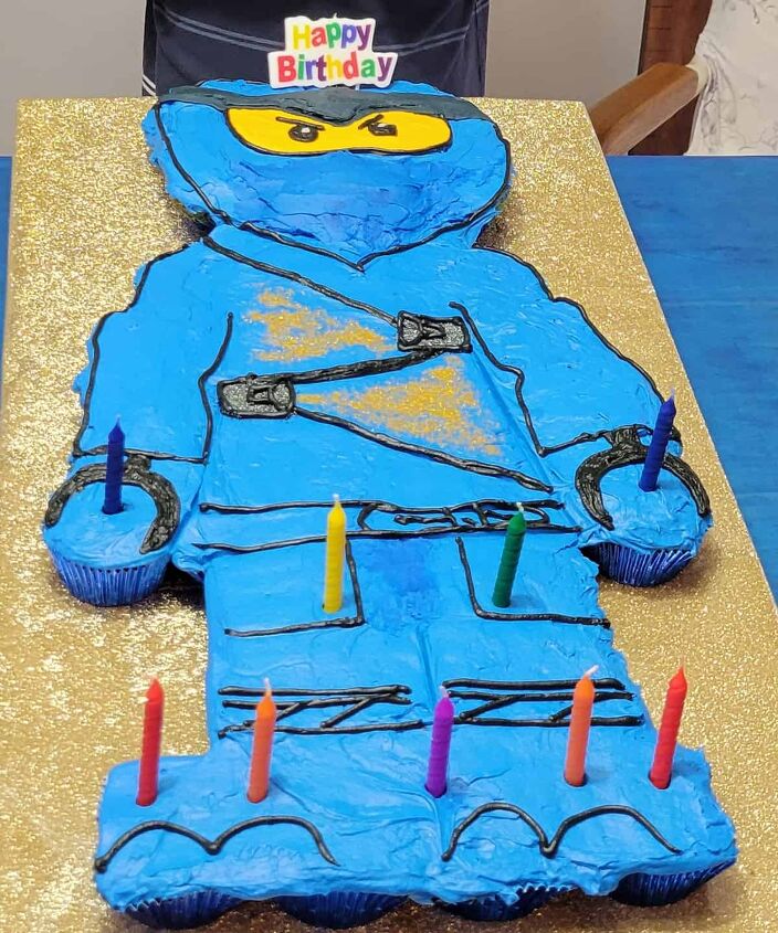 how to make a ninjago lego cake, Lego Man Birthday Cake