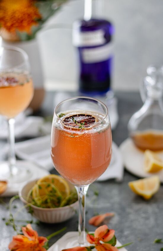 Italian 75 Ginger Thyme Italian 75 | Foodtalk