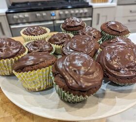 Quick and Easy Chocolate Cupcakes