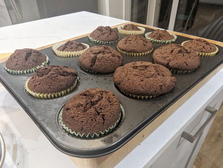 quick and easy chocolate cupcakes