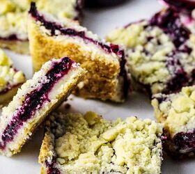 champagne mixed berry jam crumble bars