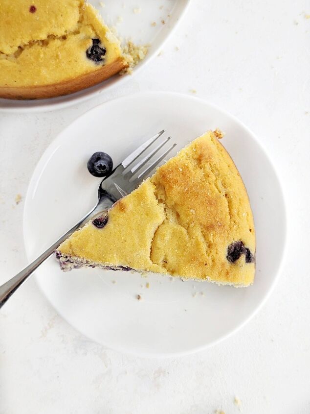the best healthy blueberry cornbread high protein, Moist and sweet but Healthy Blueberry Cornbread made with protein powder instead of sugar Make easy blueberry cornbread cake in a baking pan or skillet too
