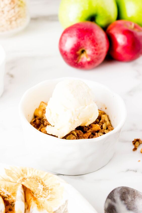 how to make the best apple crisp in an air fryer, Air Fryer Apple Crisp