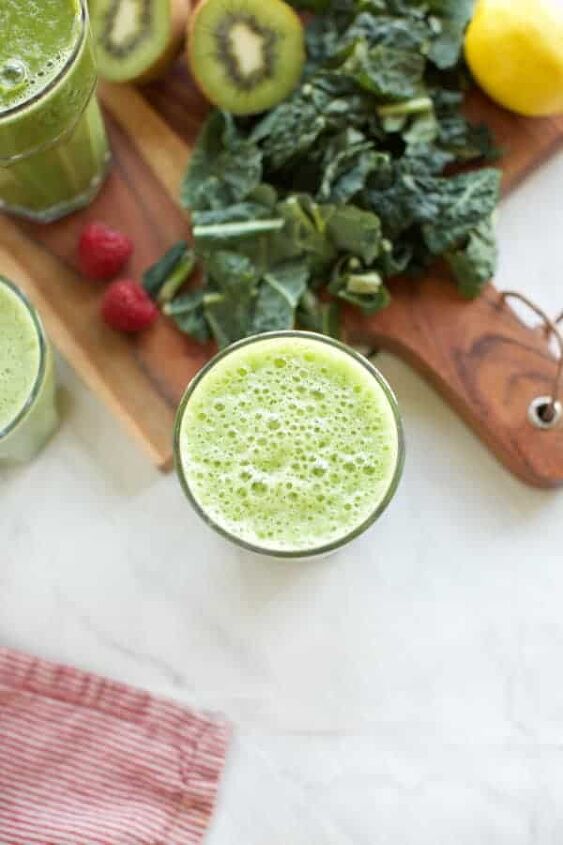 green smoothie recipes for beginners, one green smoothie with kale on the side