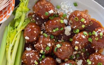 Crockpot Buffalo BBQ Chicken Meatballs