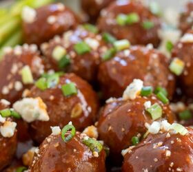 crockpot buffalo bbq chicken meatballs, Chicken meatballs covered in a buffalo bbq sauce They re topped with green onions and blue cheese crumbles