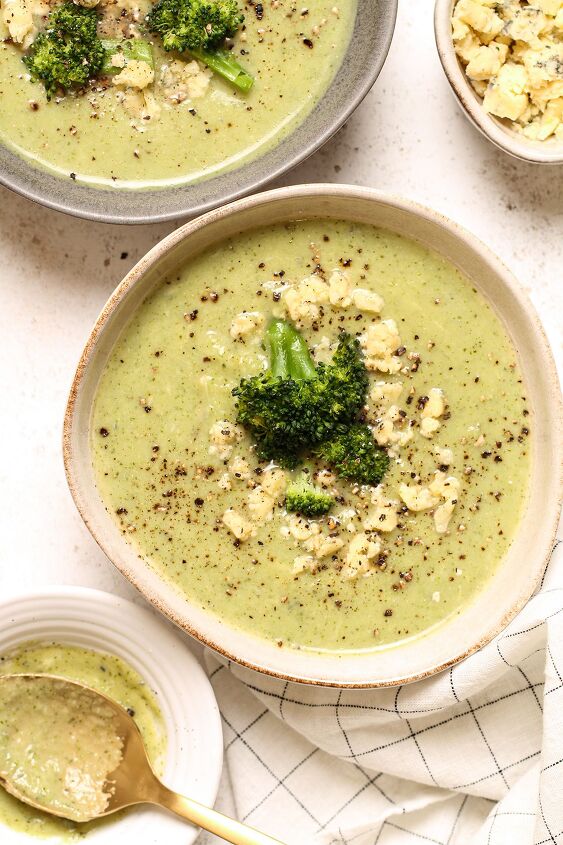 broccoli and stilton soup 5 ingredient recipe, Servings of Broccoli and Stilton soup