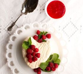 Coeur a La Creme With Raspberry Coulis