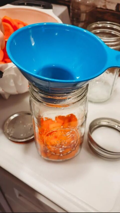quickly canning carrots for soups stews and easy meals