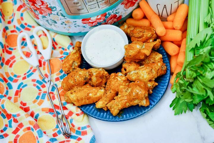 how to make buffalo instant pot chicken wings, Buffalo Instant Pot Chicken Wings
