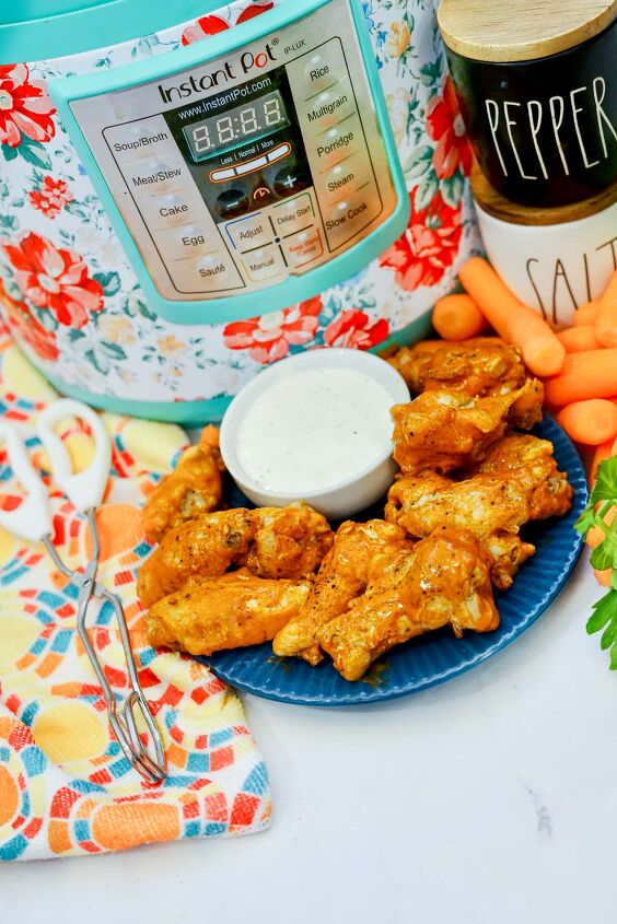 how to make buffalo instant pot chicken wings, Instant Pot Chicken Wings