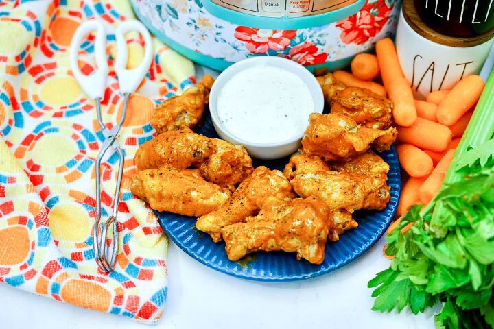 how to make buffalo instant pot chicken wings, How to Make Buffalo Wings