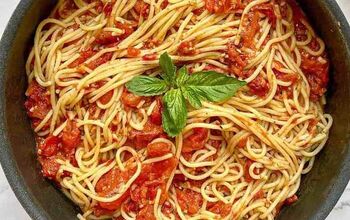 Spaghetti Arrabiata - Happy Honey Kitchen
