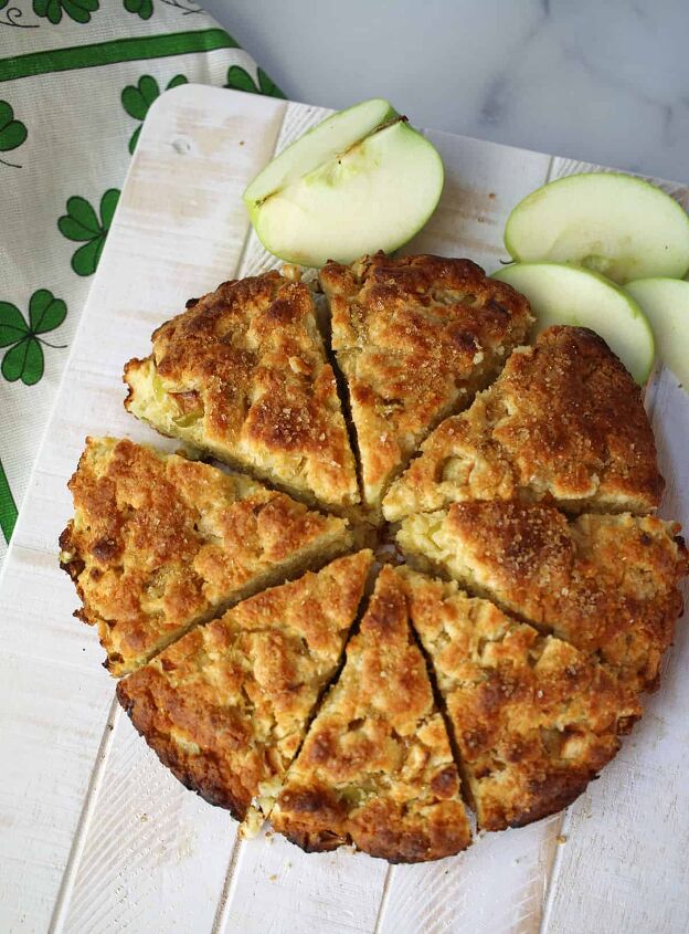 irish apple cream scones, Cream scones with fresh apples