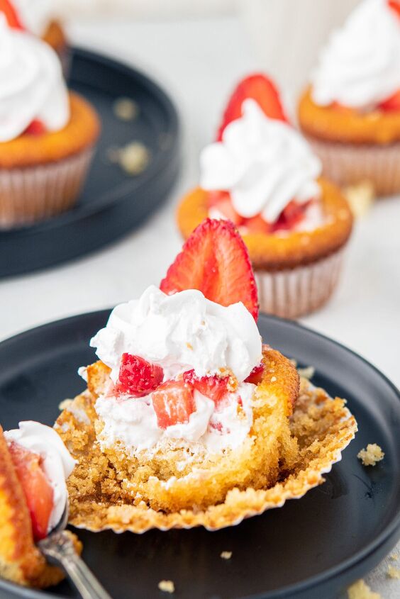 easy strawberry shortcake cupcakes recipe, Strawberry Shortcake Cupcakes