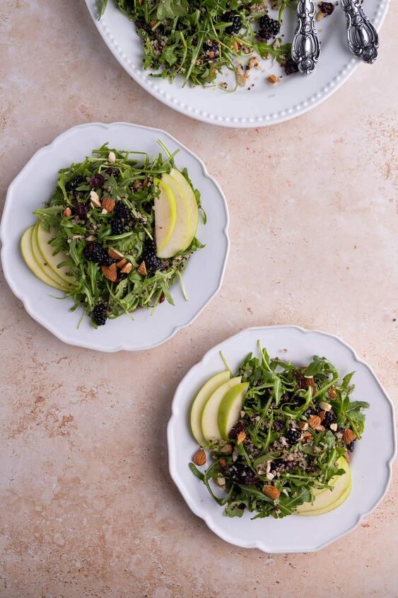 30 minute quinoa arugula salad, Two fresh plates of Arugula Quinoa Salad