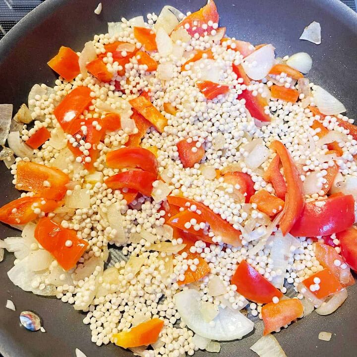 substitute for rice in risotto pearl couscous, Pearl couscous in a pan with red pepper and onion