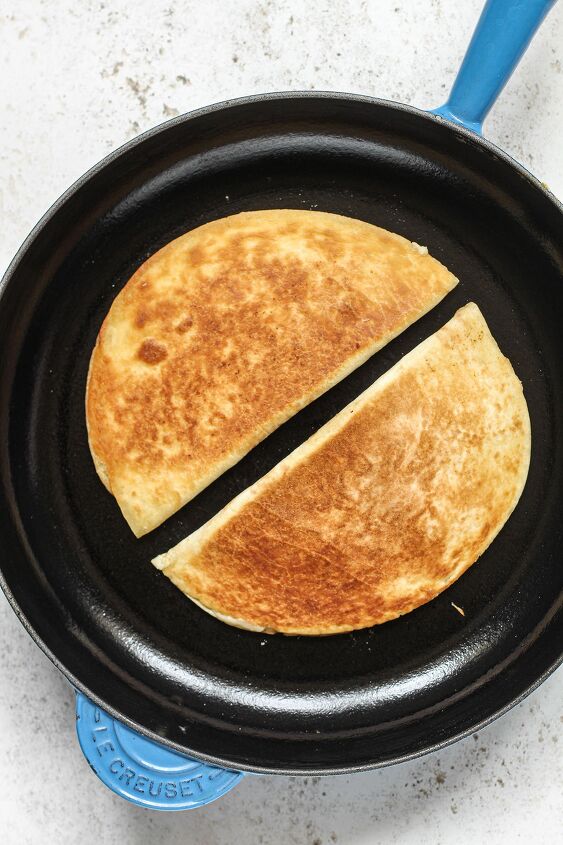 easy cheese quesadilla ready in 10 minutes, Toasting the quesadilla