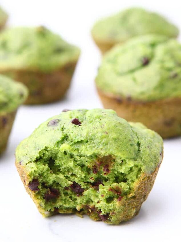 spinach muffins healthy hulk muffins, A close up of a bright green hulk muffin