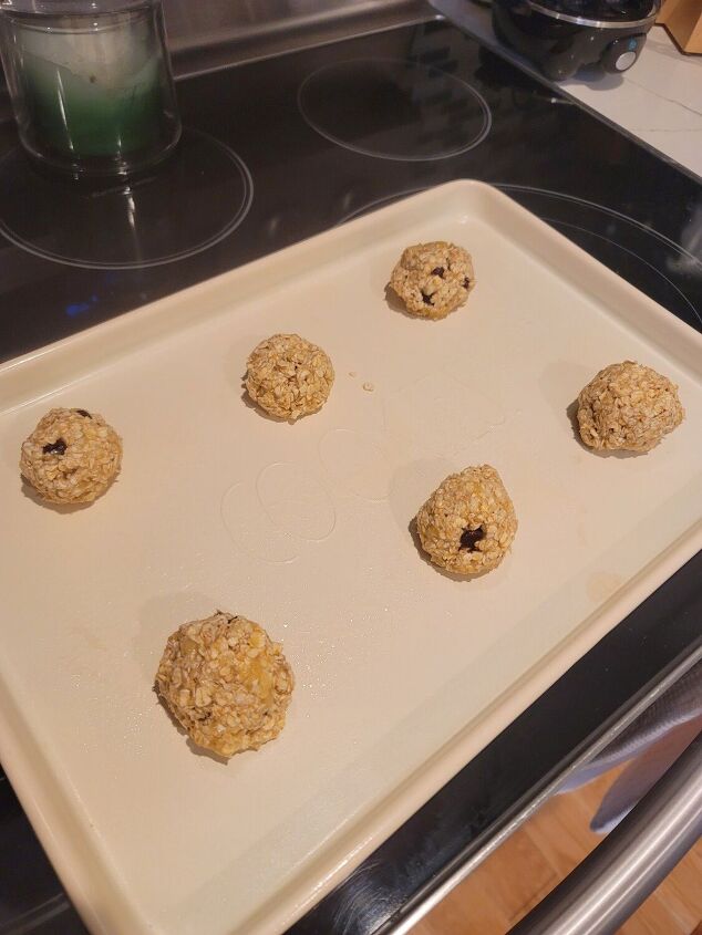 two ingredient banana oat cookies