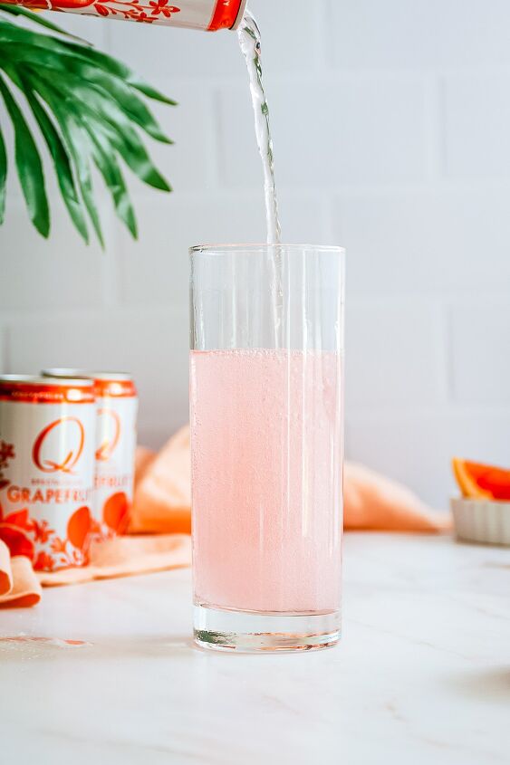 pink paloma, Pour the Pink Grapefruit Soda tequila and lime juice into a glass and stir