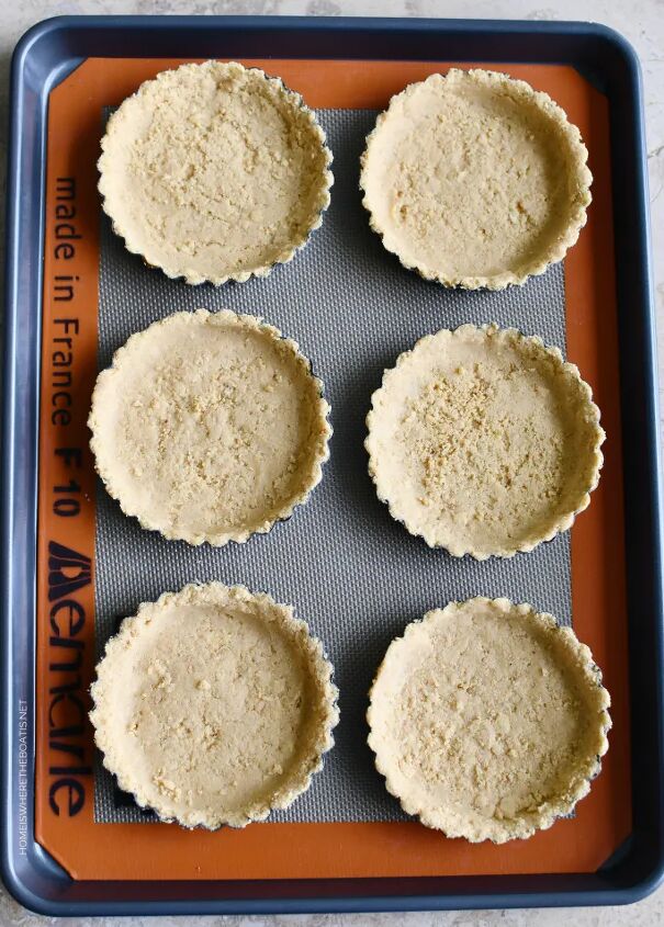 mini lemon curd and cream cheese tarts