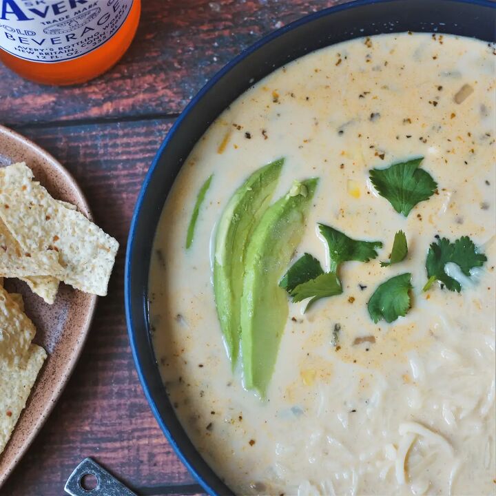 dutch oven white chicken chili, Cheesy White Chicken Chili with Rotisserie Chicken