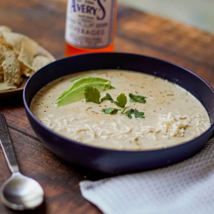 dutch oven white chicken chili, Creamy bowl of white chicken chili