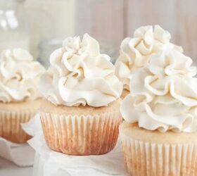 gluten free vanilla cupcakes dairy free, Light golden vanilla cupcakes topped with ruffled white vanilla frosting