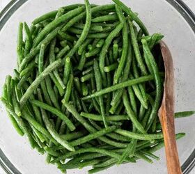 roasted frozen green beans, Toss the green beans in olive oil and spices
