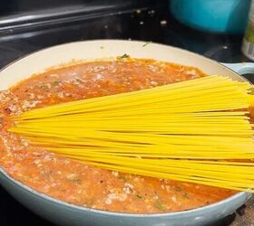 easy one pot spaghetti and meat sauce, Step by step photo of making one pot spaghetti