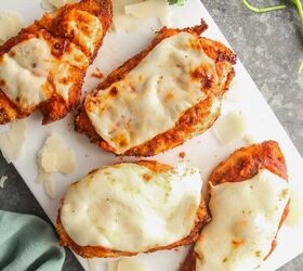easy air fryer chicken parmesan, air fryer chicken parmesan with melted mozzarella cheese
