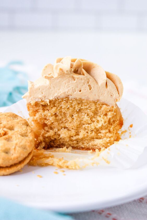 the best peanut butter cupcakes recipe, peanut butter cupcakes
