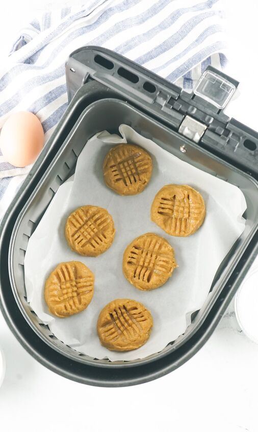 delicious air fryer peanut butter cookies recipe, air fryer peanut butter cookies