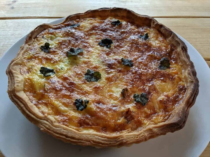 cooked ground ivy butternut squash and bacon quiche