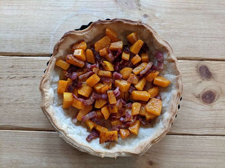 butternut squash and bacon sitting in pastry crust