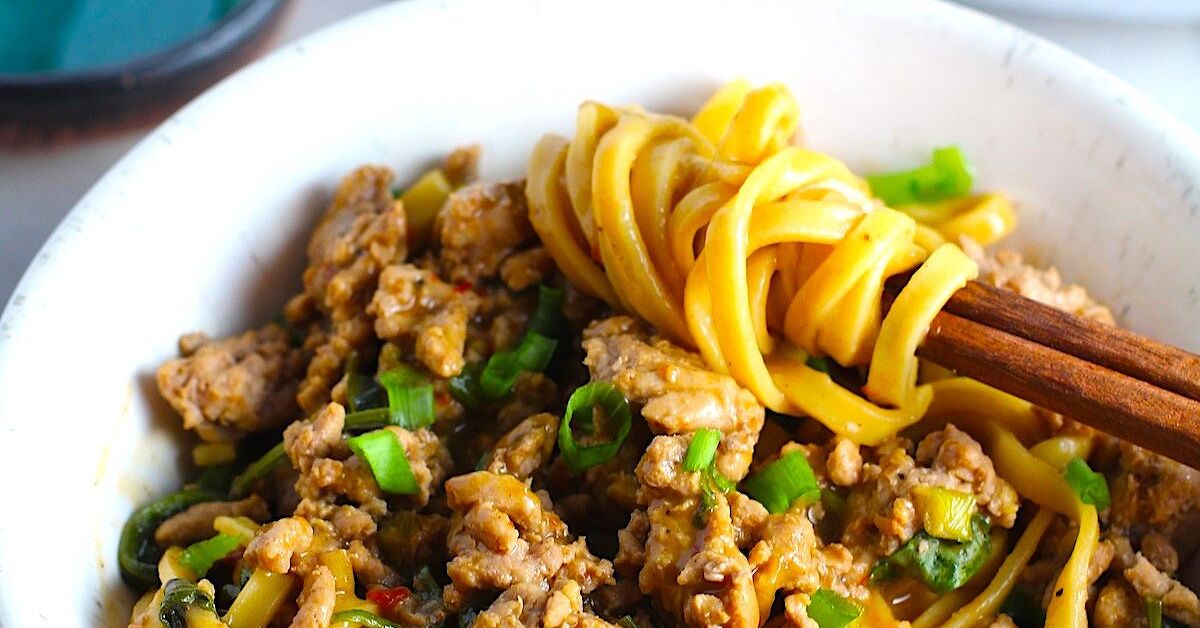 Ground Chicken Dan Dan Noodles {Easy Recipe} | Foodtalk