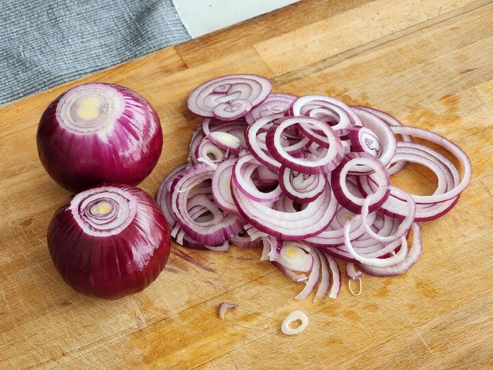 red onion pickles