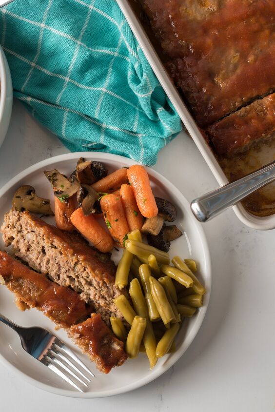 meatloaf with pork sausage, Easy meatloaf made with ground pork sausage onions and spices