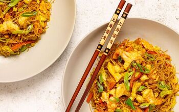 Singapore Chow Mein (Singapore Noodles)