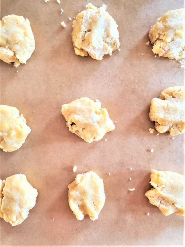 delicious lemon white chip cookies, lemon white chip cookies batter before going into oven
