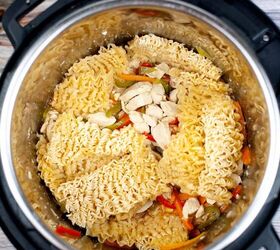 instant pot ramen noodle stir fry, Cover and pressure cook