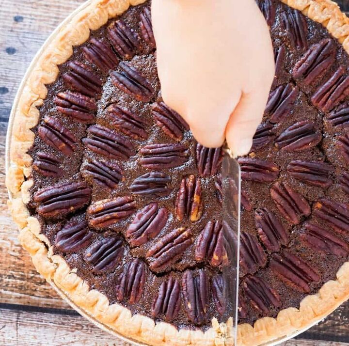 chocolate pecan pie easy thanksgiving recipe, Chocolate pecan pie being sliced