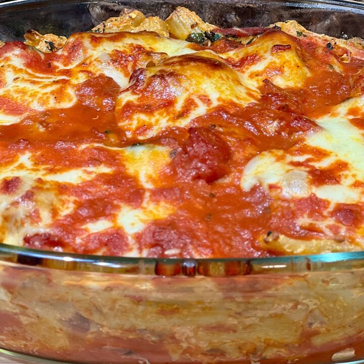 ww meatless baked ziti, A casserole dish filed with baked ziti with no meat