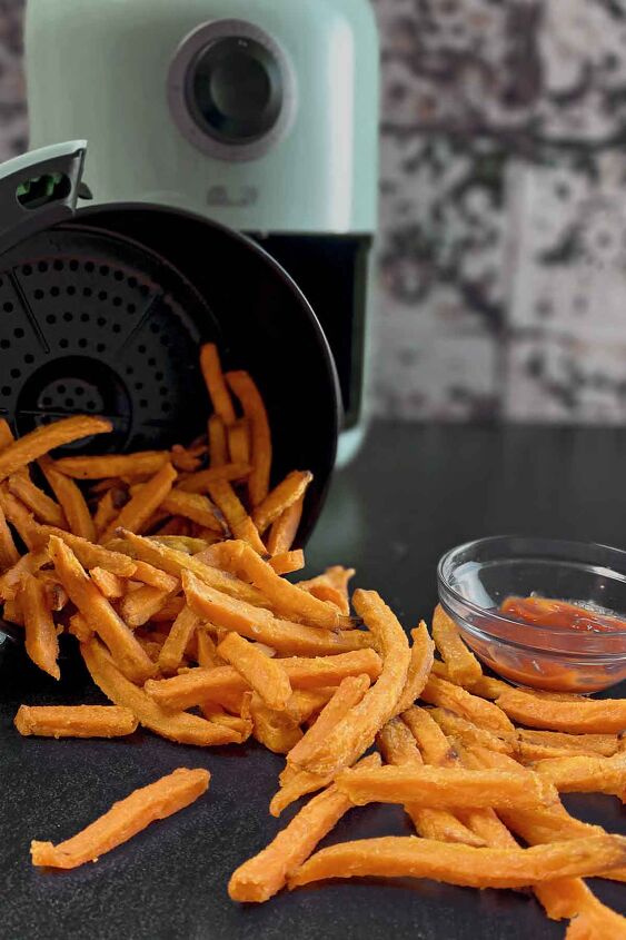 frozen sweet potato fries in a air fryer