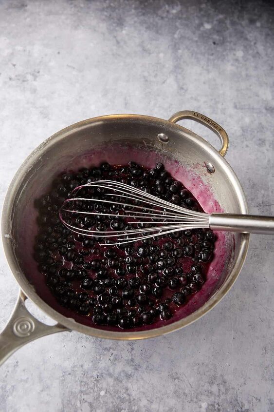 recipe for fresh blueberry pie that s not runny, Cook the berries